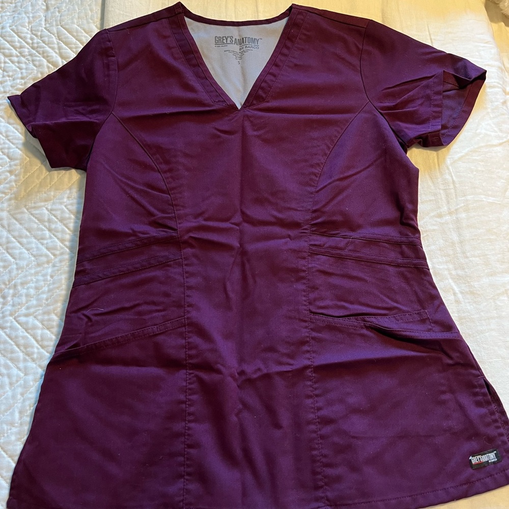 Grey’s Anatomy 3 Pocket Scrub Top